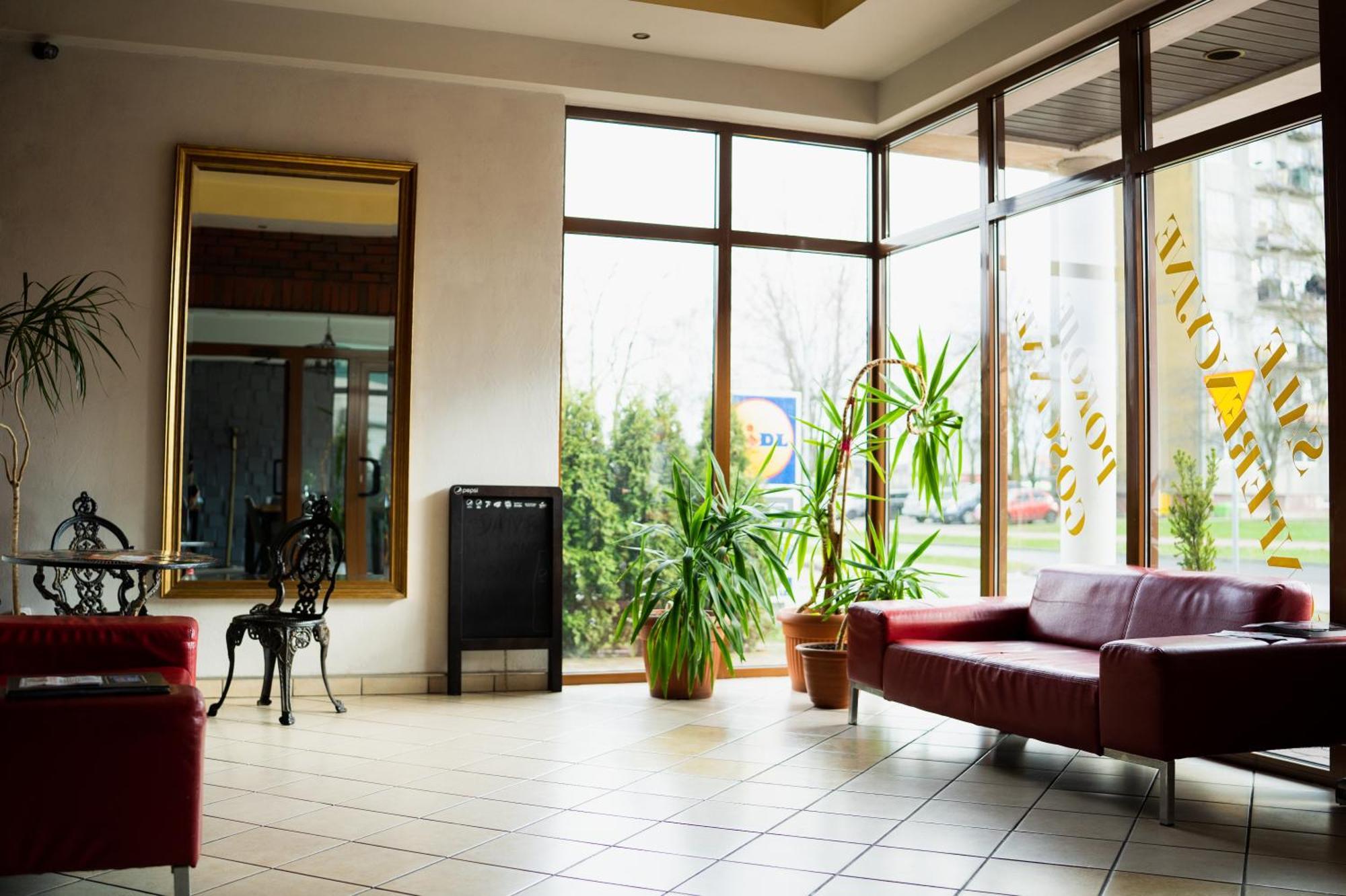 Bed and Breakfast Alabastro Tomaszów Mazowiecki Exteriér fotografie